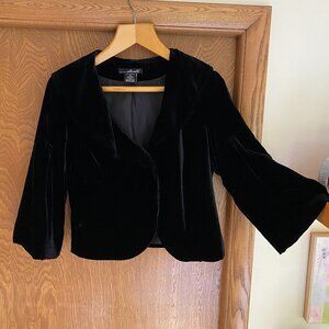 Willi Smith W55312 Deep Black Velvet Lined Dressy Cropped Jacket